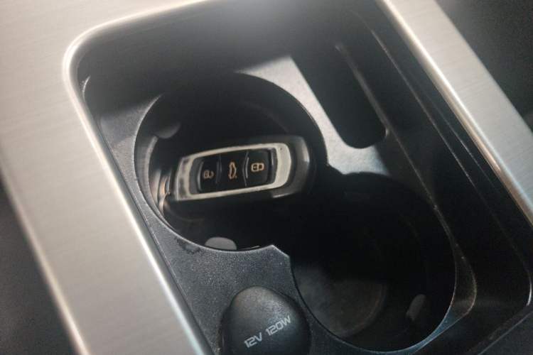 Used Geely Auto Emgrand GL 2017 1.8L DCT Elite Model Vehicle Key