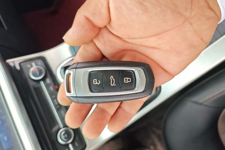 Used Geely Auto Emgrand GL 2017 1.3T DCT Luxury Model Vehicle Key
