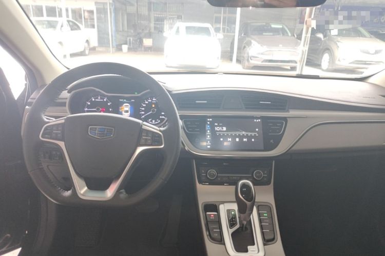 Used Geely Auto Emgrand GL 2018 1.4T DCT Prestige Smart Connectivity Version Center Console