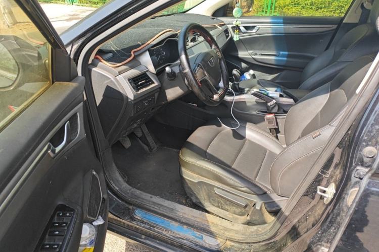 Used Geely Auto Emgrand GL 2018 1.4T Manual Elite Smart Connectivity Version Driver Seat