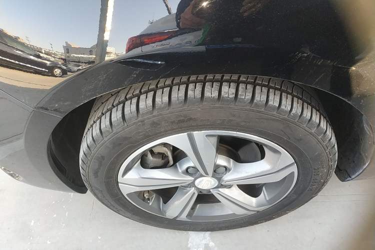 Used Geely Auto Emgrand GL 2018 1.4T DCT Elite Smart Connectivity Version Exterior 7