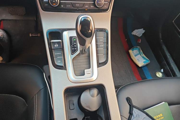 Used Geely Auto Emgrand GL 2018 1.4T DCT Elite Smart Connectivity Version Gear Lever
