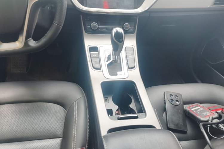 Used Geely Auto Emgrand GL 2018 1.8L DCT Elite Smart Connectivity Version Gear Lever