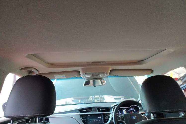 Used Geely Auto Emgrand GL 2018 1.8L DCT Elite Smart Connectivity Version Headliner