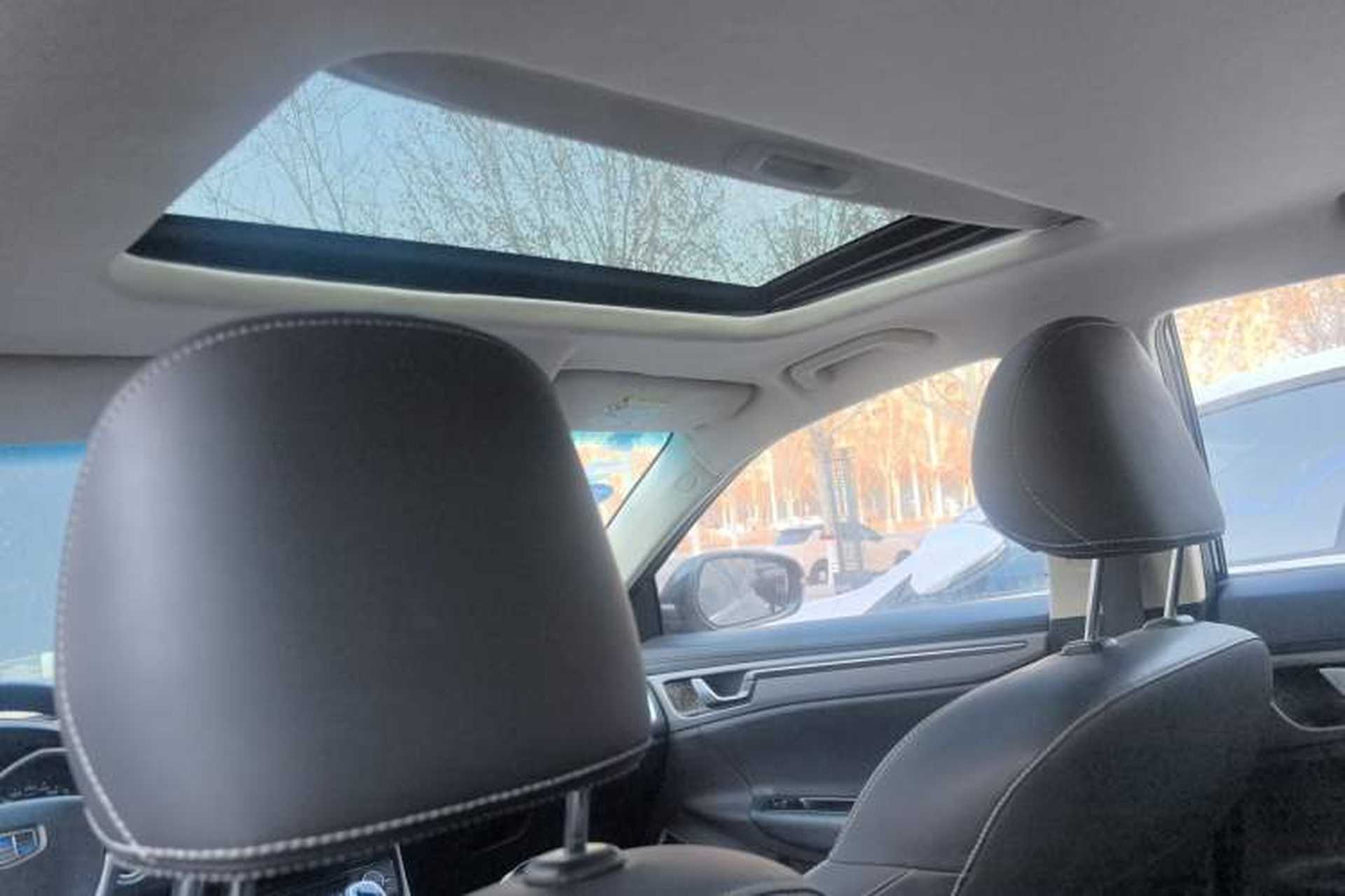 Used Geely Auto Emgrand GL 2018 1.4T DCT Elite Smart Connectivity Version Headliner