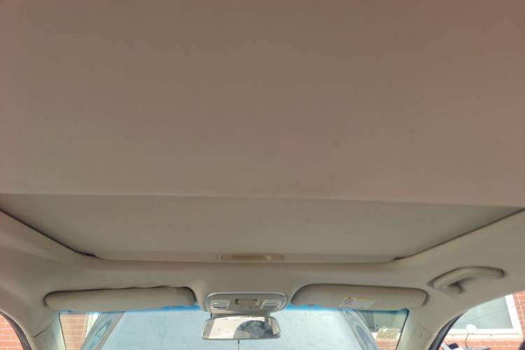 Used Geely Auto Emgrand GL 2018 1.8L Manual Elite Smart Connectivity Version Headliner