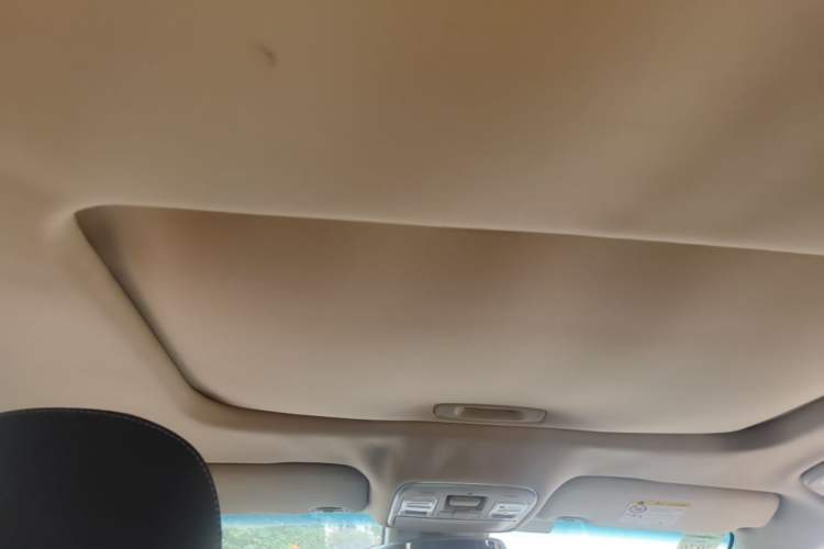 Used Geely Auto Emgrand GL 2018 1.8L DCT Elite Smart Connectivity Version Headliner
