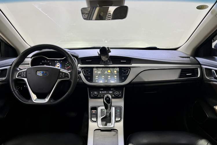 Used Geely Auto Emgrand GL 2018 1.4T DCT Prestige Smart Connectivity Version Interior 1