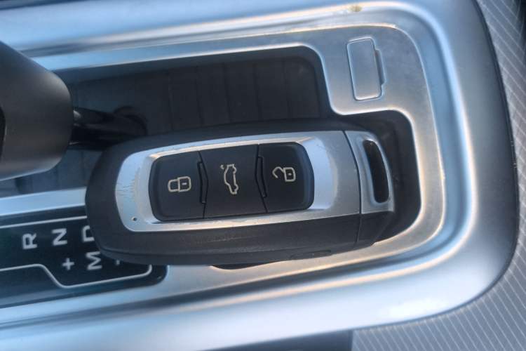 Used Geely Auto Emgrand GL 2018 1.4T DCT Elite Smart Connectivity Version Interior 1