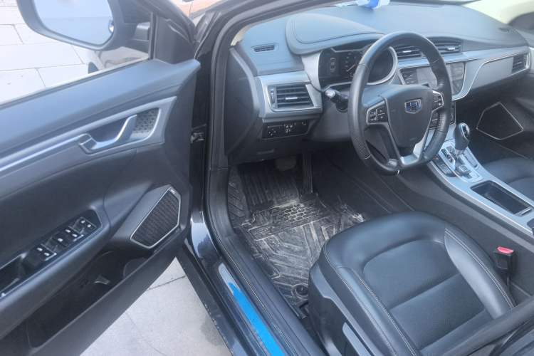 Used Geely Auto Emgrand GL 2018 1.4T DCT Elite Smart Connectivity Version Interior 3