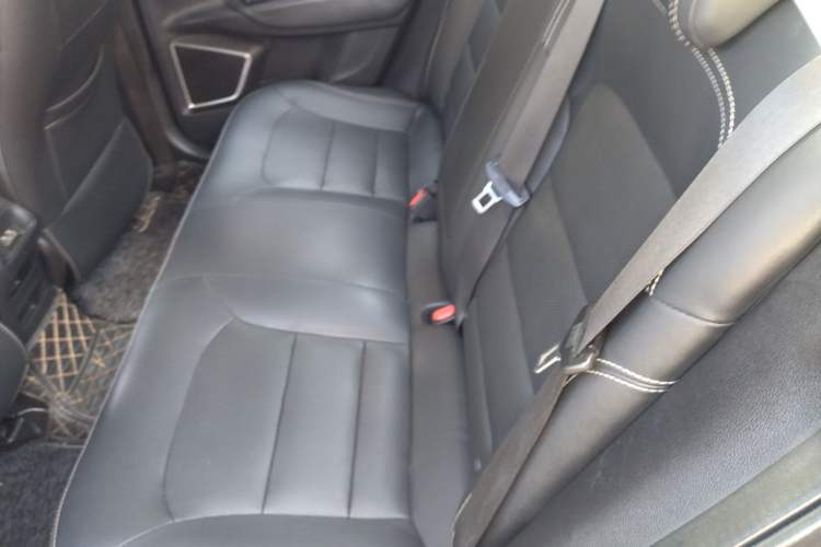 Used Geely Auto Emgrand GL 2018 1.4T DCT Elite Smart Connectivity Version Interior 4