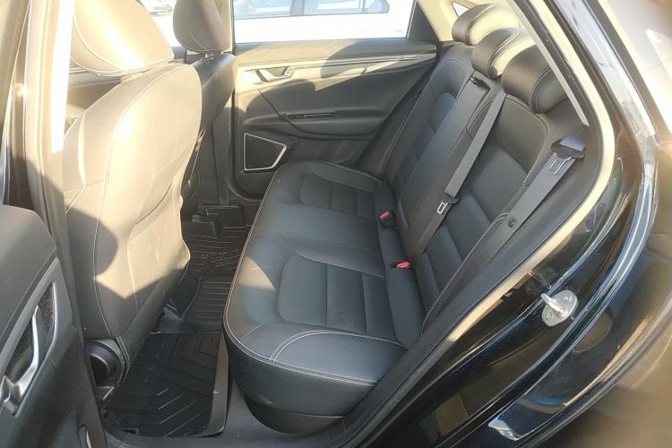 Used Geely Auto Emgrand GL 2018 1.4T DCT Elite Smart Connectivity Version Interior 4