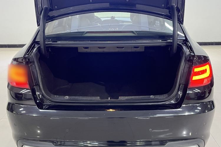Used Geely Auto Emgrand GL 2018 1.4T DCT Prestige Smart Connectivity Version Interior 8