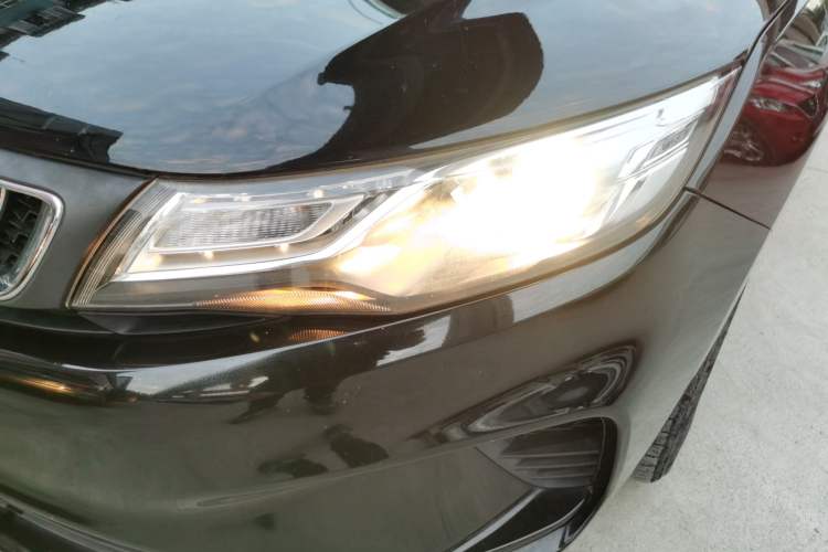 Used Geely Auto Emgrand GL 2018 1.8L DCT Elite Smart Connectivity Version Left Front Headlight