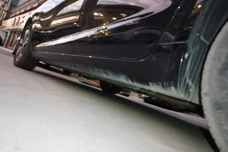 Used Geely Auto Emgrand GL 2018 1.8L DCT Elite Smart Connectivity Version Left Side Sill