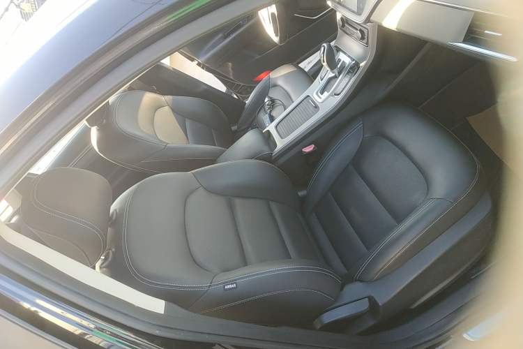 Used Geely Auto Emgrand GL 2018 1.4T DCT Elite Smart Connectivity Version Right Front Seat