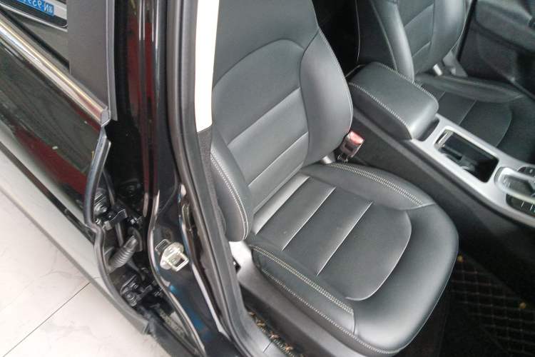 Used Geely Auto Emgrand GL 2018 1.4T DCT Elite Smart Connectivity Version Right Front Seat