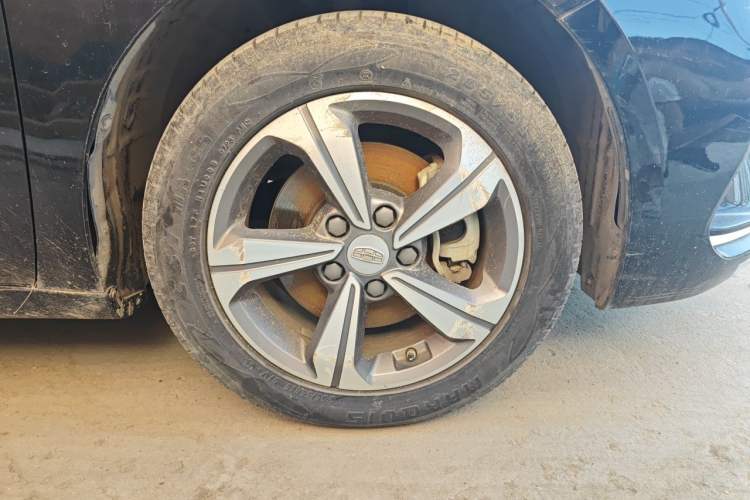 Used Geely Auto Emgrand GL 2018 1.4T DCT Elite Smart Connectivity Version Right Front Wheel Hub