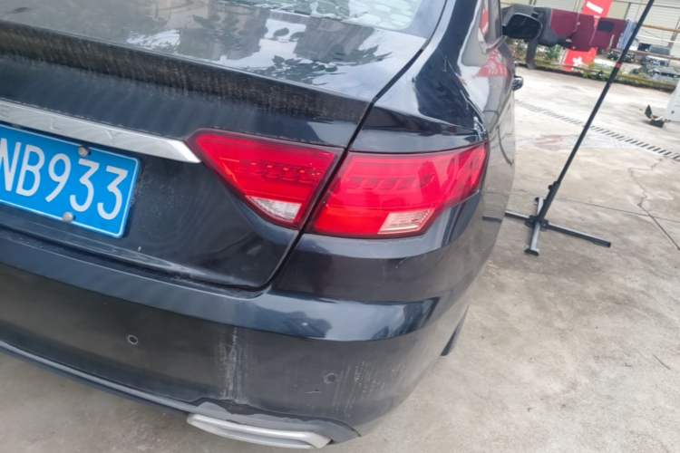 Used Geely Auto Emgrand GL 2018 1.8L DCT Elite Smart Connectivity Version Right Rear Taillight