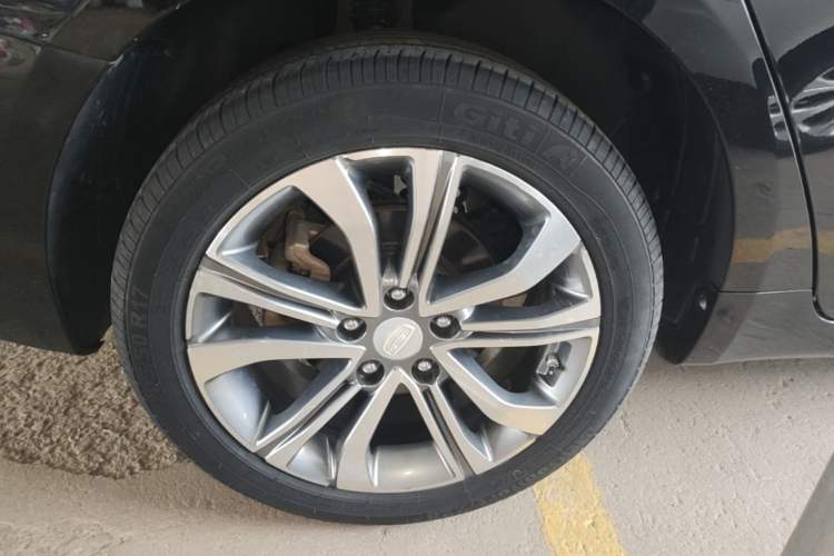 Used Geely Auto Emgrand GL 2018 1.4T DCT Prestige Smart Connectivity Version Right Rear Wheel Hub