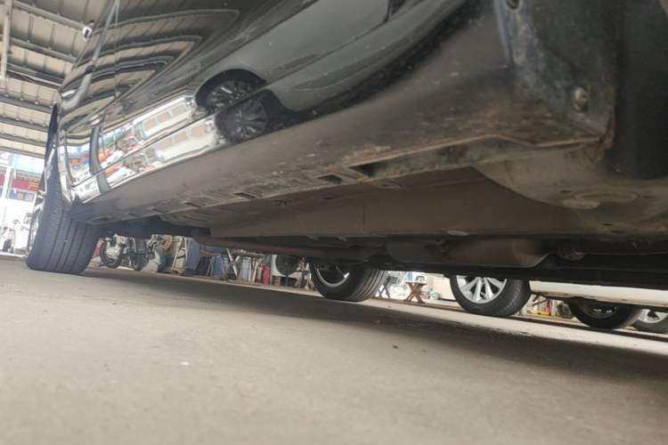 Used Geely Auto Emgrand GL 2018 1.4T DCT Prestige Smart Connectivity Version Right Side Sill