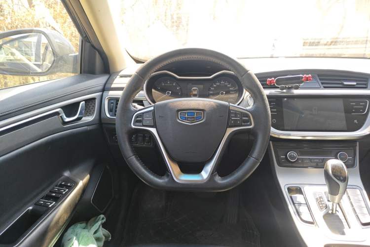 Used Geely Auto Emgrand GL 2018 1.8L DCT Elite Smart Connectivity Version Steering Wheel