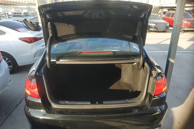 Used Geely Auto Emgrand GL 2018 1.4T DCT Elite Smart Connectivity Version Trunk