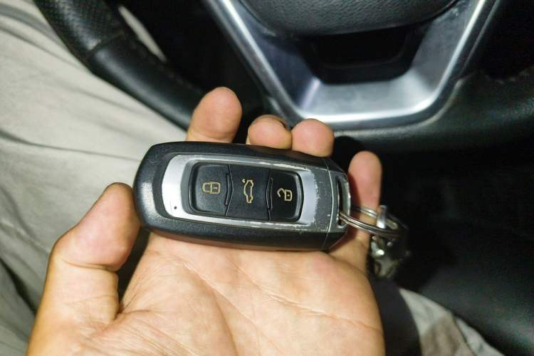 Used Geely Auto Emgrand GL 2018 1.4T DCT Prestige Smart Connectivity Version Vehicle Key