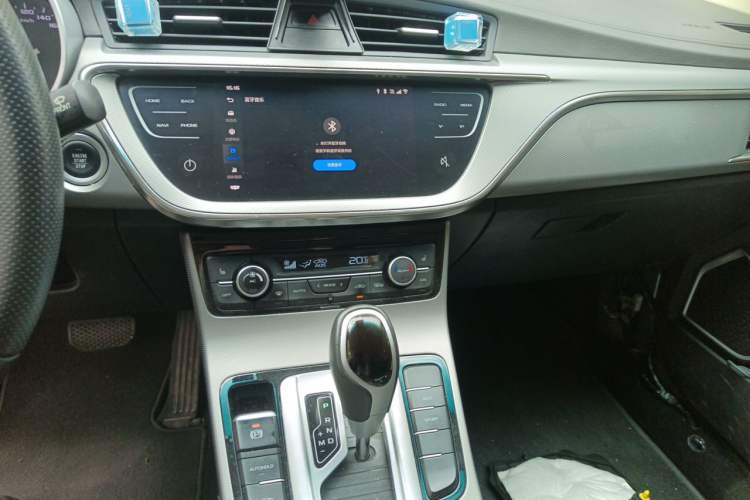 Used Geely Auto Emgrand GL 2018 1.4T DCT Prestige Smart Connectivity Version Audio And AC Panel