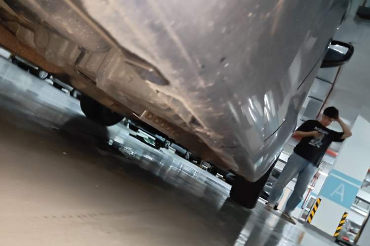 Used Geely Auto Emgrand GL 2018 1.4T DCT Prestige Smart Connectivity Version Chassis Rear Right