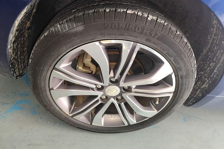 Used Geely Auto Emgrand GL 2018 1.4T DCT Prestige Smart Connectivity Version Exterior 5
