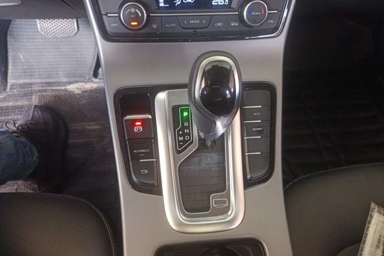 Used Geely Auto Emgrand GL 2018 1.4T DCT Elite Smart Connectivity Version Gear Lever