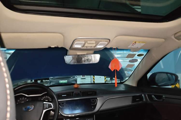 Used Geely Auto Emgrand GL 2018 1.4T DCT Prestige Smart Connectivity Version Headliner
