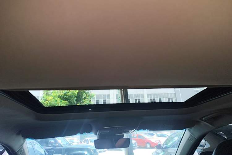 Used Geely Auto Emgrand GL 2018 1.4T DCT Prestige Smart Connectivity Version Headliner