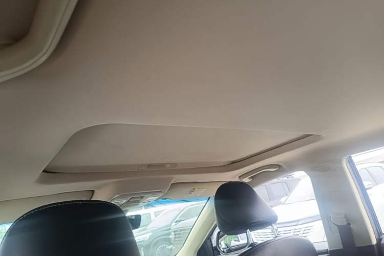 Used Geely Auto Emgrand GL 2018 1.4T DCT Prestige Smart Connectivity Version Headliner