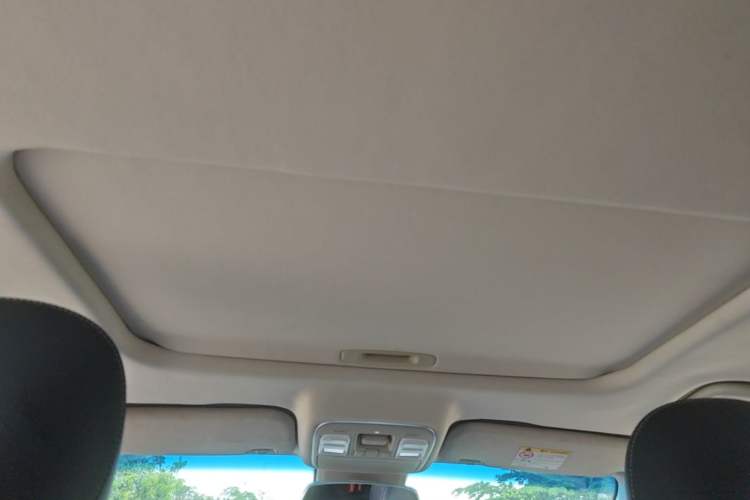 Used Geely Auto Emgrand GL 2018 1.8L DCT Elite Smart Connectivity Version Headliner