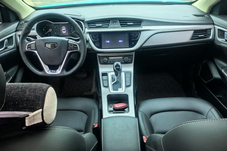 Used Geely Auto Emgrand GL 2018 1.8L DCT Elite Smart Connectivity Version Interior 1
