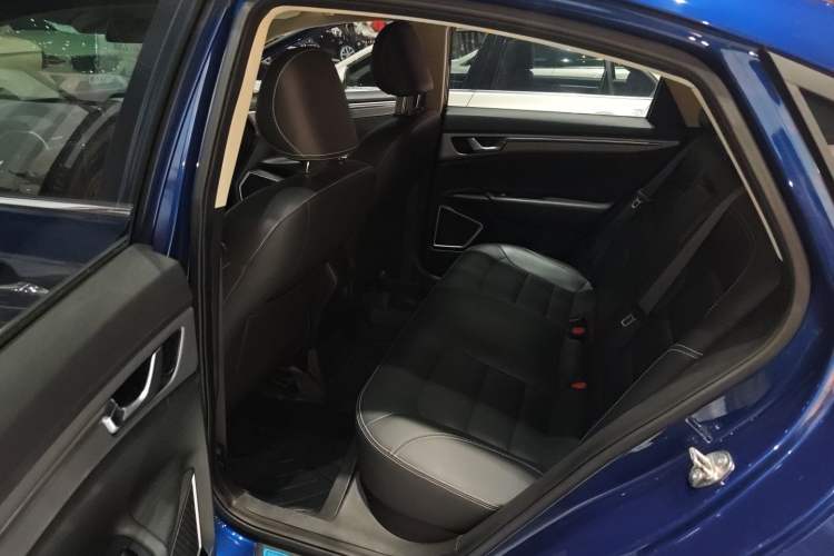 Used Geely Auto Emgrand GL 2018 1.4T DCT Elite Smart Connectivity Version Interior 2