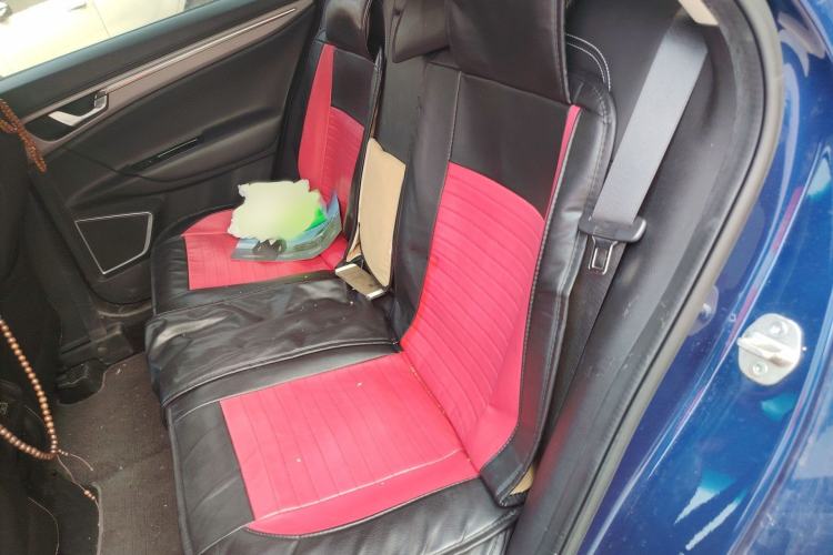 Used Geely Auto Emgrand GL 2018 1.8L DCT Elite Smart Connectivity Version Interior 4