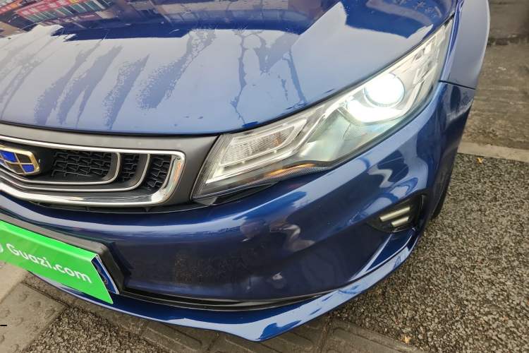 Used Geely Auto Emgrand GL 2018 1.8L Manual Elite Smart Connectivity Version Left Front Headlight