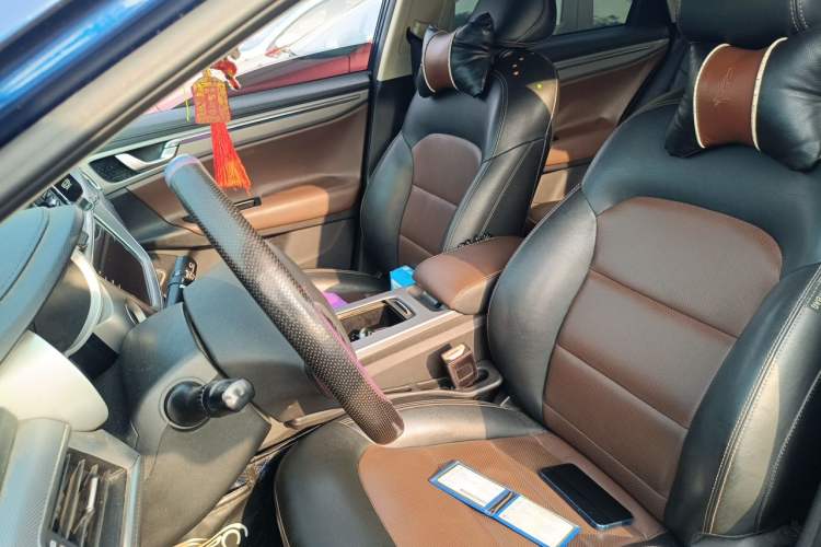 Used Geely Auto Emgrand GL 2018 1.4T DCT Prestige Smart Connectivity Version Left Front Seat