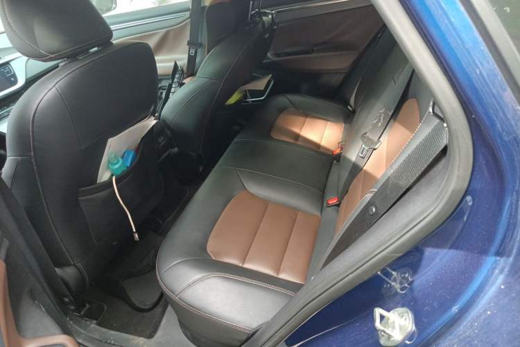 Used Geely Auto Emgrand GL 2018 1.4T DCT Prestige Smart Connectivity Version Left Rear Seat