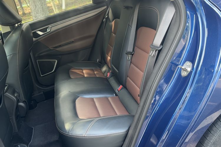Used Geely Auto Emgrand GL 2018 1.4T DCT Prestige Smart Connectivity Version Left Rear Seat