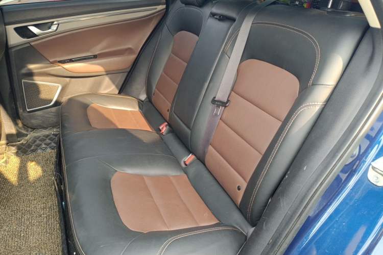 Used Geely Auto Emgrand GL 2018 1.4T DCT Prestige Smart Connectivity Version Left Rear Seat