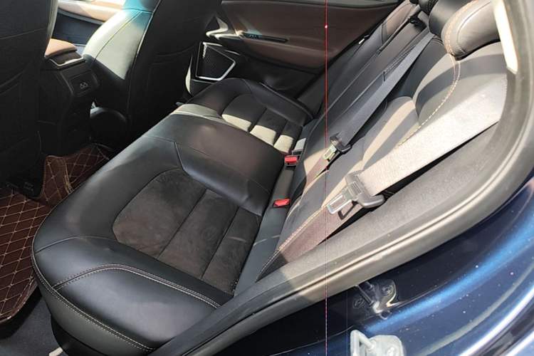 Used Geely Auto Emgrand GL 2018 1.4T DCT Prestige Smart Connectivity Version Left Rear Seat