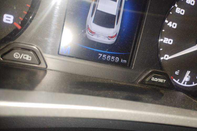 Used Geely Auto Emgrand GL 2018 1.4T Manual Elite Smart Connectivity Version Odometer Close Up