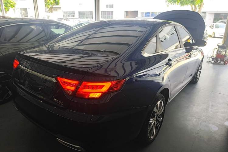 Used Geely Auto Emgrand GL 2018 1.4T DCT Prestige Smart Connectivity Version Rear Right 45 Deg