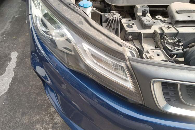 Used Geely Auto Emgrand GL 2018 1.4T DCT Prestige Smart Connectivity Version Right Front Headlight