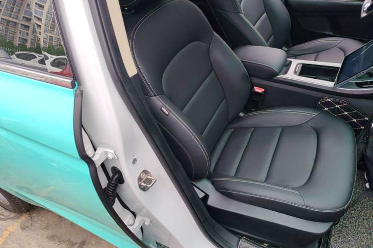 Used Geely Auto Emgrand GL 2018 1.8L DCT Elite Smart Connectivity Version Right Front Seat