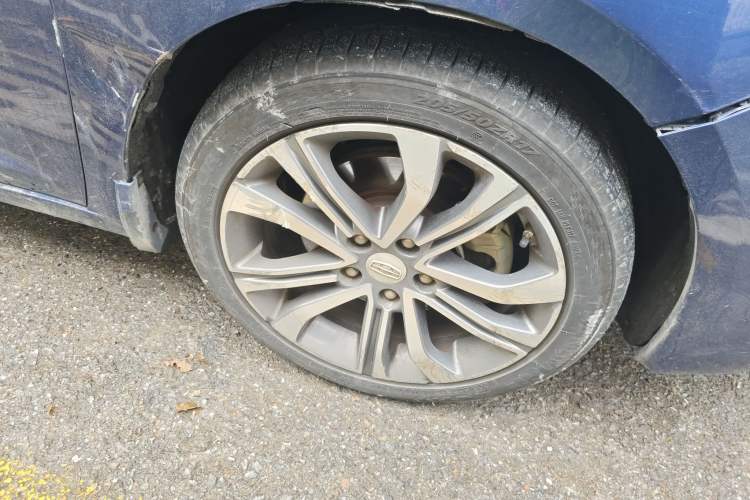 Used Geely Auto Emgrand GL 2018 1.4T DCT Prestige Smart Connectivity Version Right Front Wheel Hub
